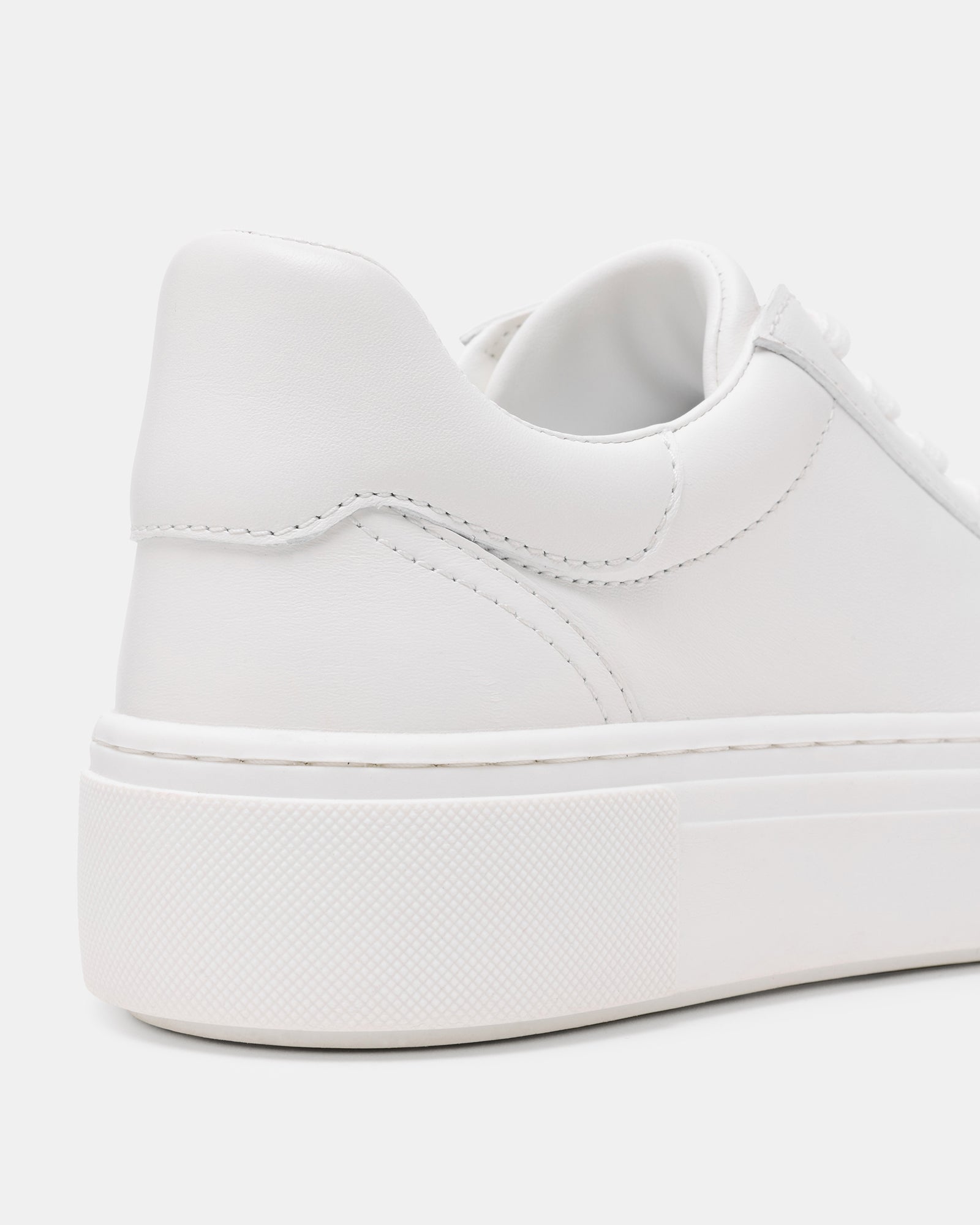 HOLLI WHITE LEATHER